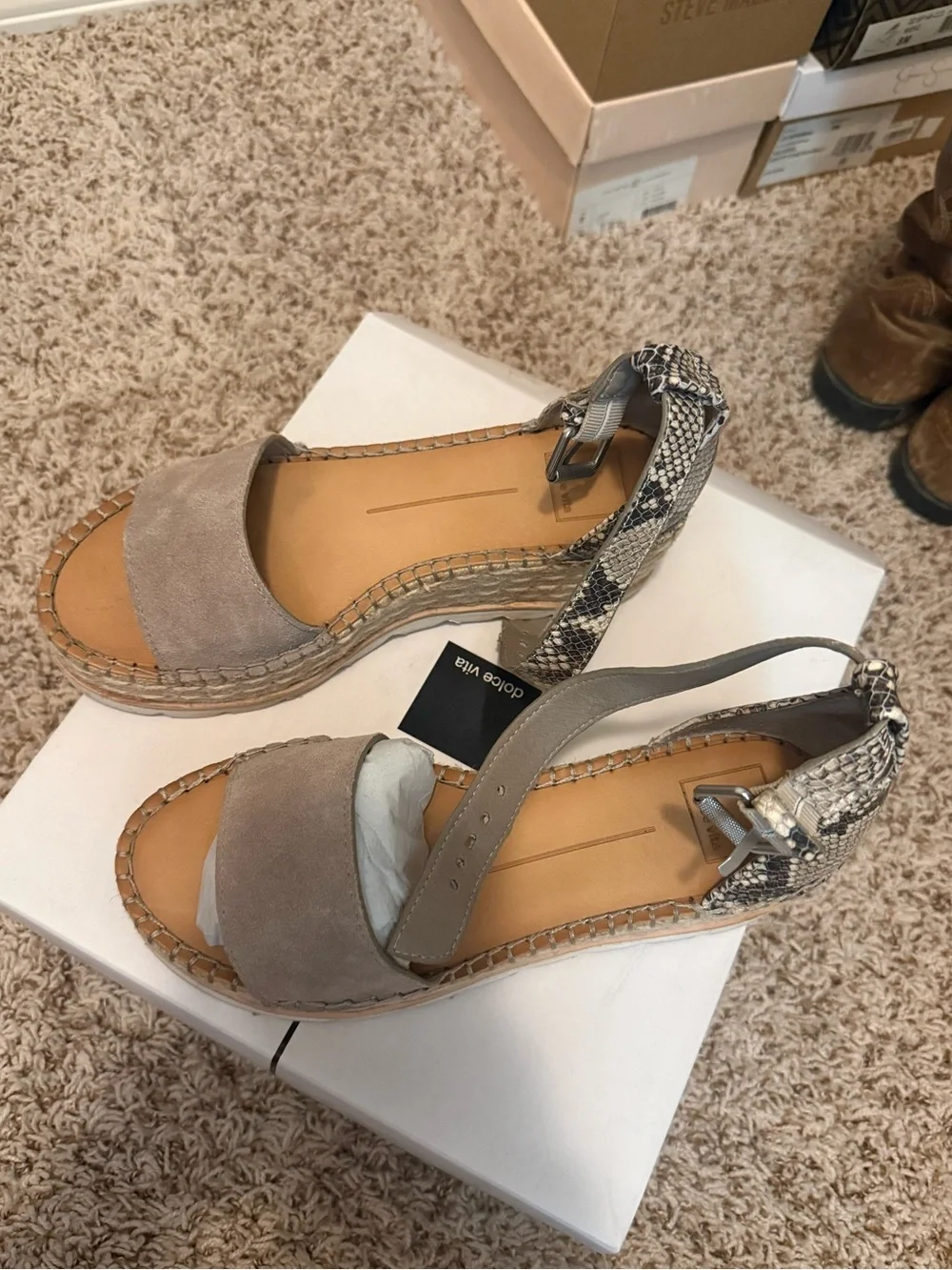 Dolce Vita Larita Sandal